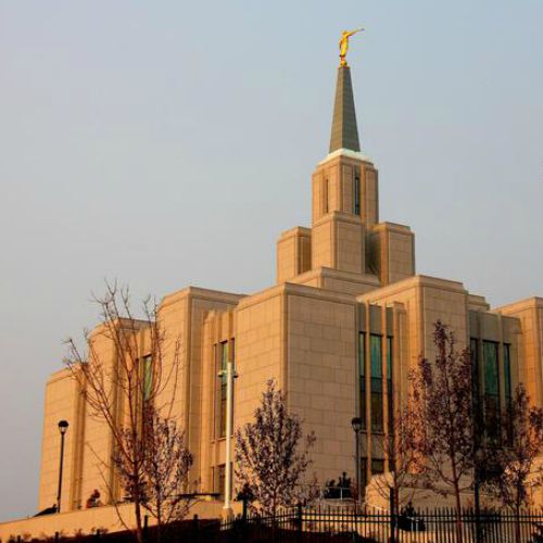Image of the Calgary, Alberta, Canada Temple